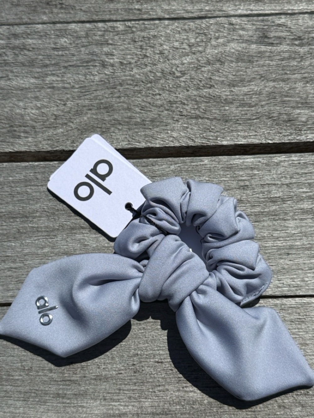 ALO Airlift Rhythm Scrunchie WINTER FROST NWT